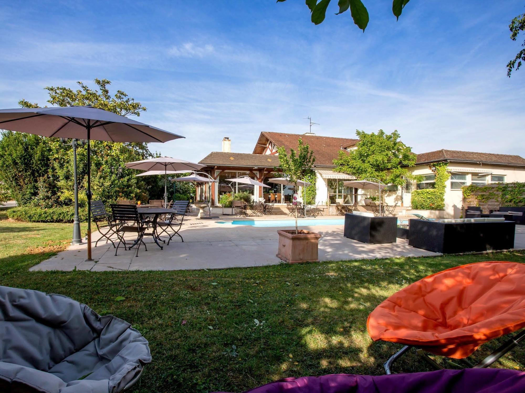 Hotel-Restaurant "La Gremelle" Ladoix-Serrigny 외부 사진
