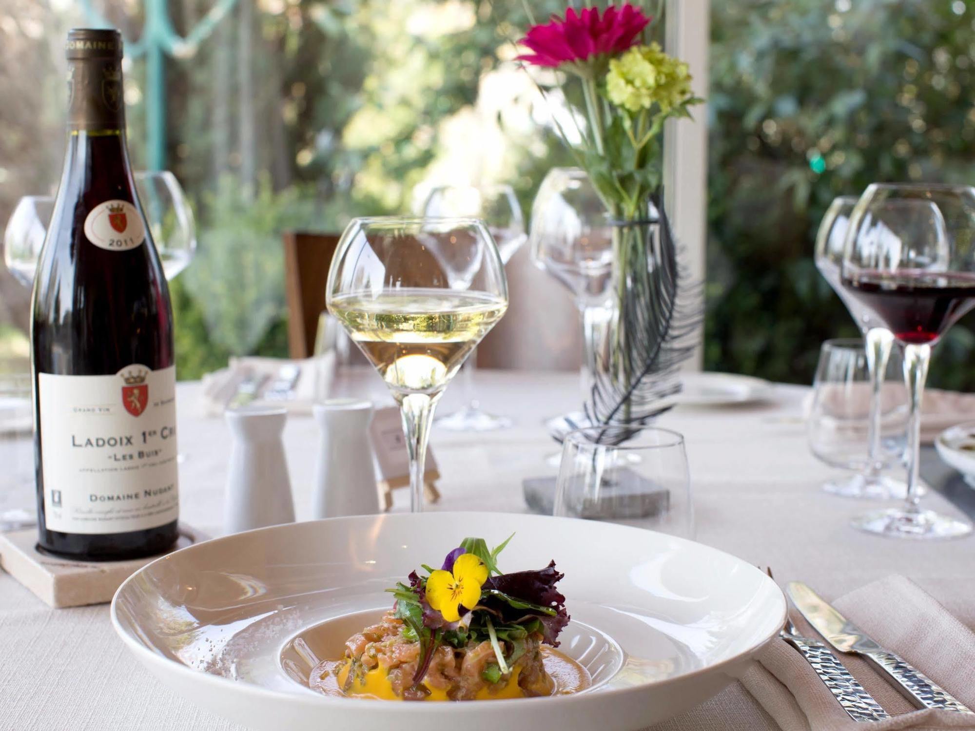 Hotel-Restaurant "La Gremelle" Ladoix-Serrigny 외부 사진
